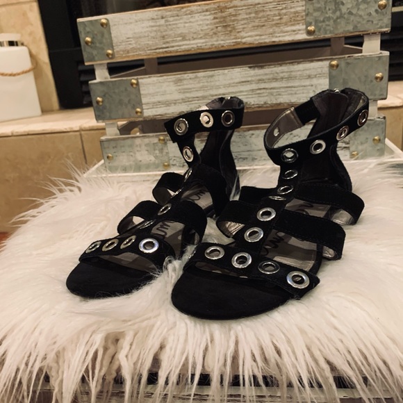 Sandals bundle - Picture 2 of 11